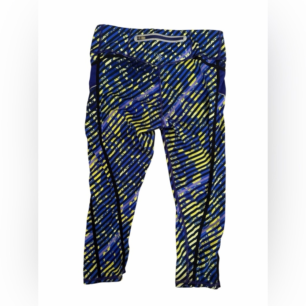 Athleta Blue and Yellow Patterned Capris - Picture 4 of 9
